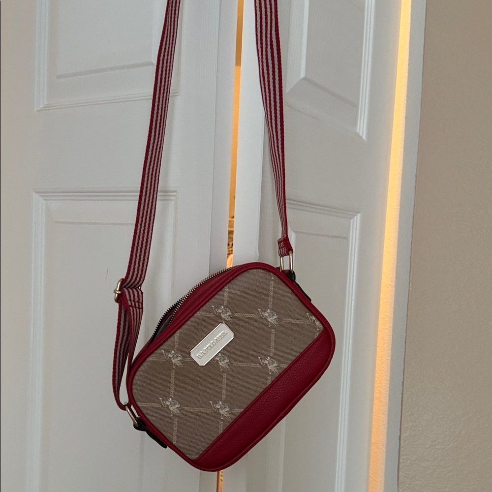Elegant Red and Brown Crossbody Bag